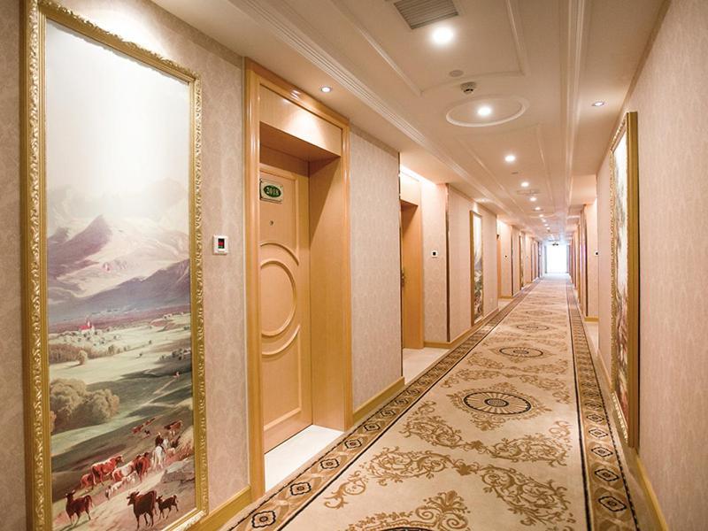 Vienna International Hotel Hangzhou South Railway Station Exterior photo
